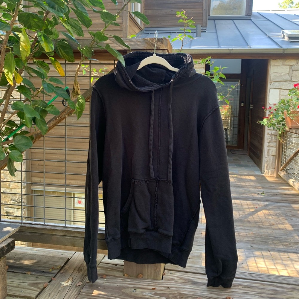 Black Alo Long Sleeve Hoodie